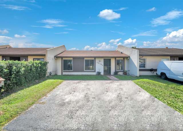 Property at 12104 SW 110th St Cir S, Miami, FL 33186, 3 beds, 2 baths