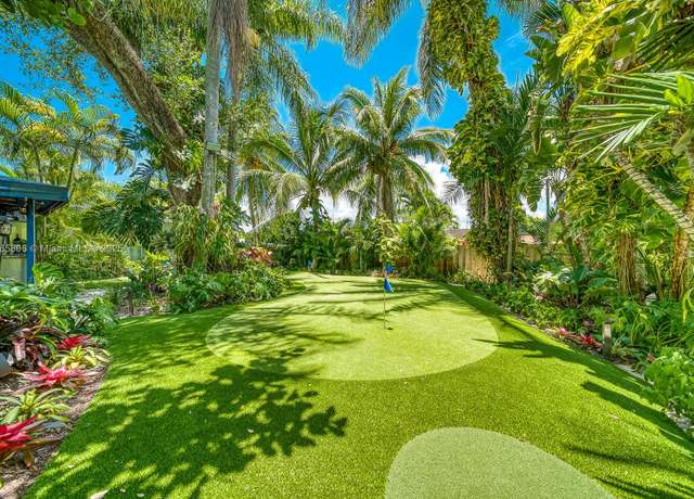Property at 6615 SW 47th St, Miami, FL 33155, 3 beds, 4 baths