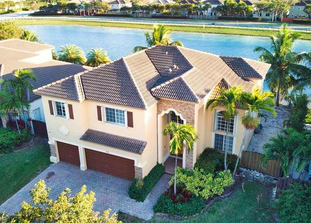 Property at 9486 SW 222nd Ln, Cutler Bay, FL 33190, 6 beds, 3 baths