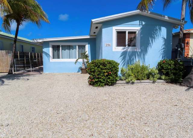 Property at 206 Normandy Dr, Tavernier, FL 33070, 3 beds, 2 baths