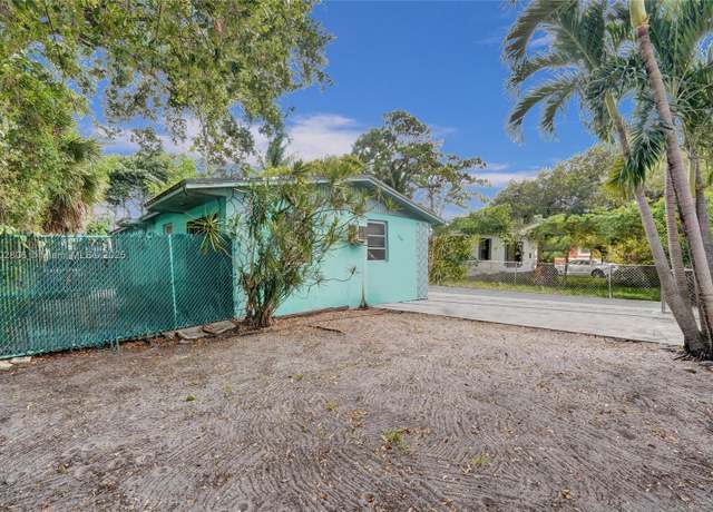 Property at 3160 NW 169th Ter, Miami Gardens, FL 33056, 3 beds, 1 bath