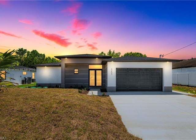 Property at 3305 18th St W, Lehigh Acres, FL 33971, 3 beds, 2.5 baths