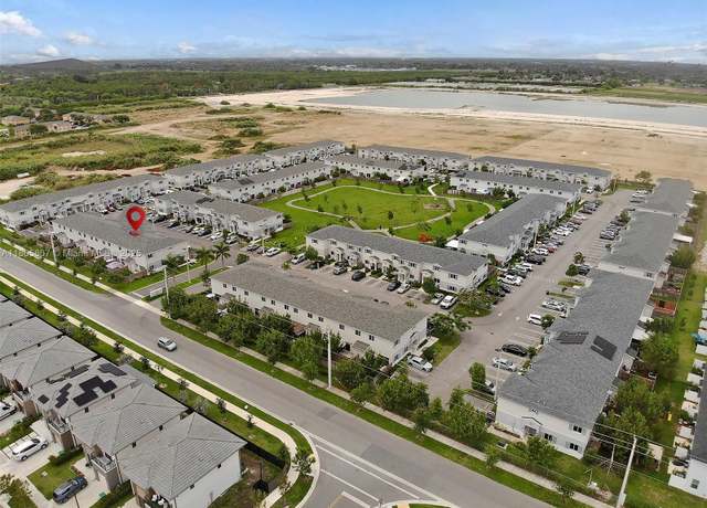 Property at 388 NW 12th Pl #388, Florida City, FL 33034, 3 beds, 2.5 baths