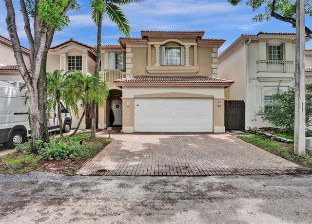Property at 11222 NW 73rd Ter, Doral, FL 33178, 4 beds, 2 baths