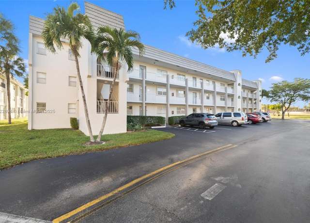 Property at 8450 Sunrise Lakes Blvd #202, Sunrise, FL 33322, 2 beds, 2 baths