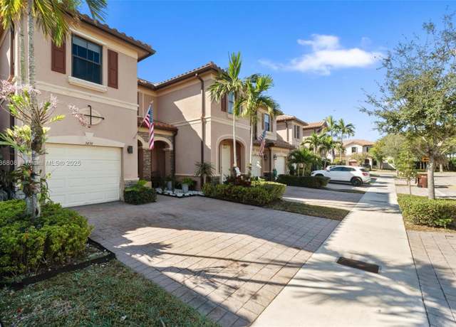 Property at 3436 W 90th St #3436, Hialeah, FL 33018, 3 beds, 2.5 baths