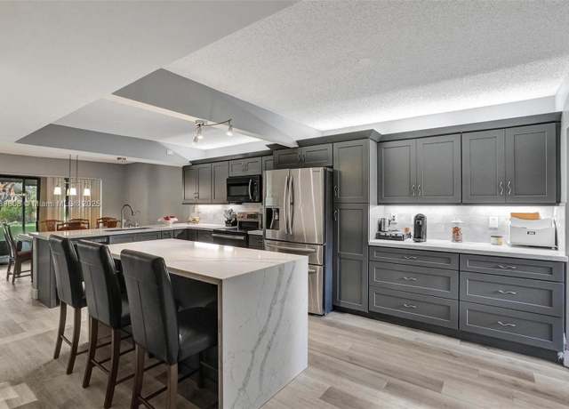 Property at 1403 SW 110th Way #1403, Davie, FL 33324, 3 beds, 2.5 baths