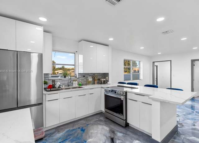 Property at 3430 NW 43rd Ave, Lauderdale Lakes, FL 33319, 3 beds, 1 bath