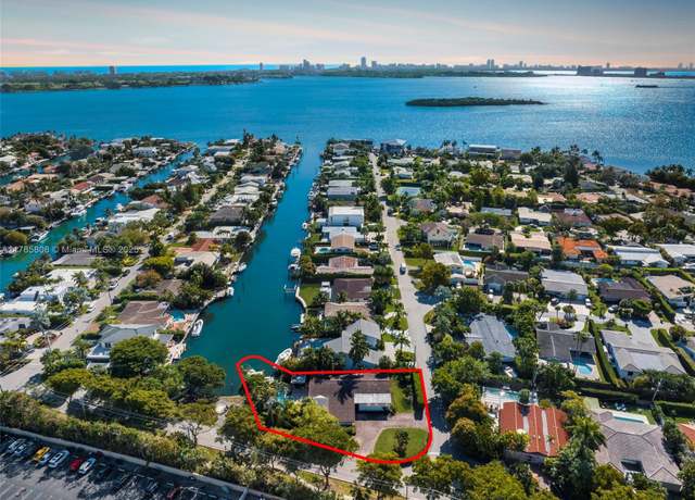 Property at 1805 NE 117th Rd, North Miami, FL 33181, 5 beds, 4 baths