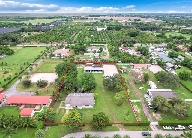 Property at 21455 SW 234th St, Homestead, FL 33031, 3 beds, 2 baths