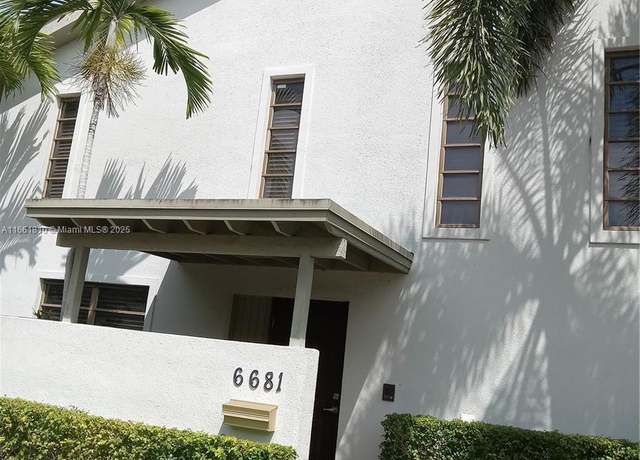 Property at 6681 SW 71st Ln #16, South Miami, FL 33143, 3 beds, 3 baths