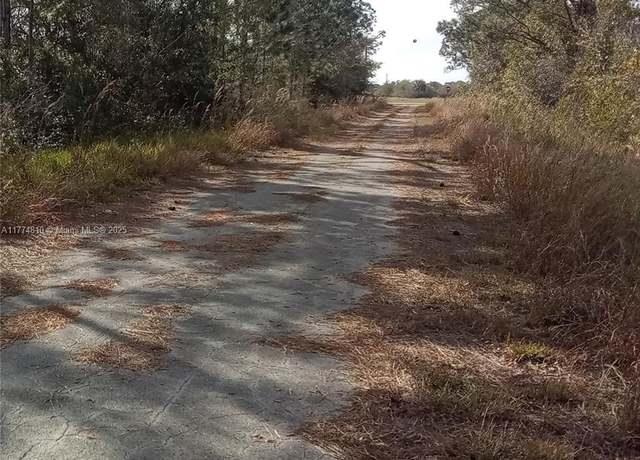 Property at 758 NW American St, Other City - In The State Of Florida, FL 33852
