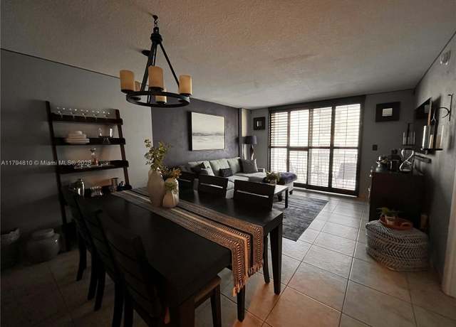Property at 401 Ocean Dr #324, Miami Beach, FL 33139, 1 bed, 1 bath