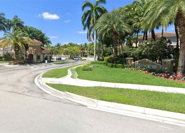 Property at 752 NW 127th Ave, Coral Springs, FL 33071, 3 beds, 3 baths