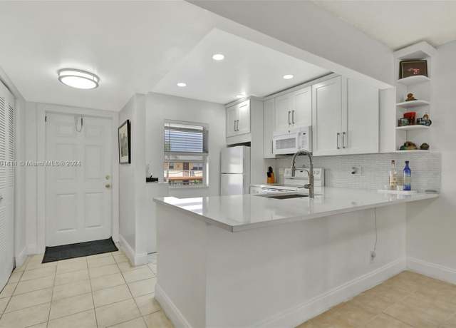 Property at 7200 NW 5th Ct #206, Margate, FL 33063, 2 beds, 2 baths