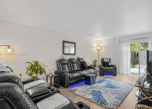 Property at 9548 SW 140th Ct #9548, Miami, FL 33186, 2 beds, 1 bath