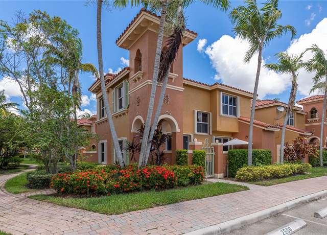 Property at 1068 SW 143rd Ave #2510, Pembroke Pines, FL 33027, 3 beds, 2.5 baths