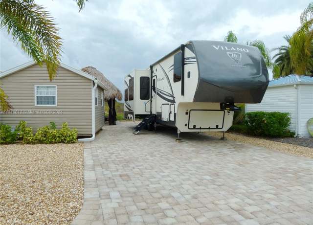 Property at 3821 SW 6th Gln #149, Okeechobee, FL 34974