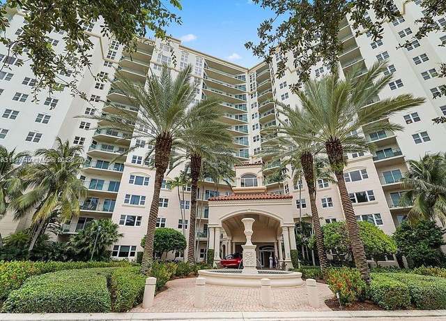 Property at 19900 E Country Club Dr #318, Aventura, FL 33180, 2 beds, 2 baths