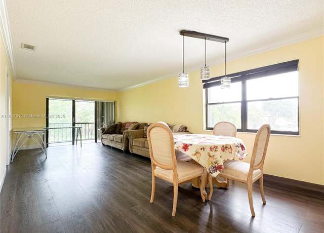Property at 5975 Forest Hill Blvd #206, West Palm Beach, FL 33415, 2 beds, 2 baths