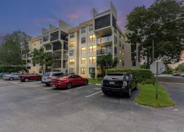 Property at 6190 Woodlands Blvd #108, Tamarac, FL 33319, 2 beds, 2 baths