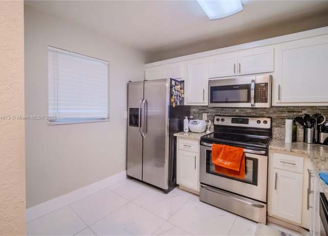 Property at 3905 N Nob Hill Rd #306, Sunrise, FL 33351, 1 bed, 1.5 baths