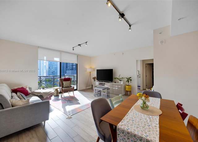 Property at 999 SW 1st Ave #1417, Miami, FL 33130, 3 beds, 2 baths
