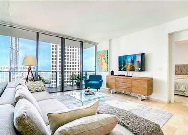 Property at 68 SE 6th St #1807, Miami, FL 33131, 2 beds, 2.5 baths