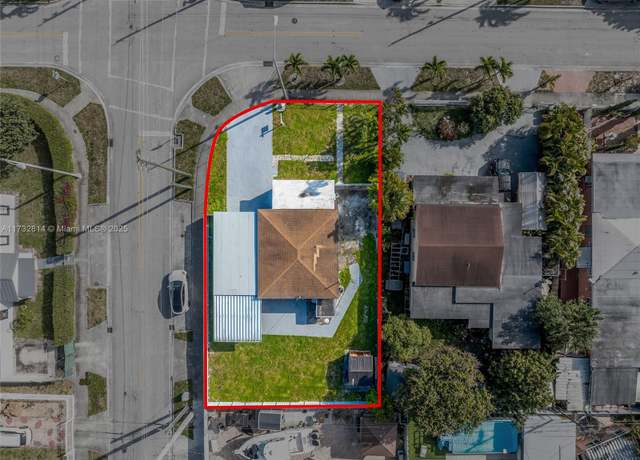 Property at 691 SE 4th St, Hialeah, FL 33010, 3 beds, 2 baths