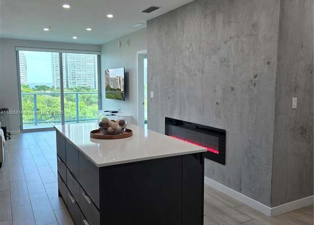 Property at 1600 SW 1st Ave #809, Miami, FL 33129, 1 bed, 1 bath