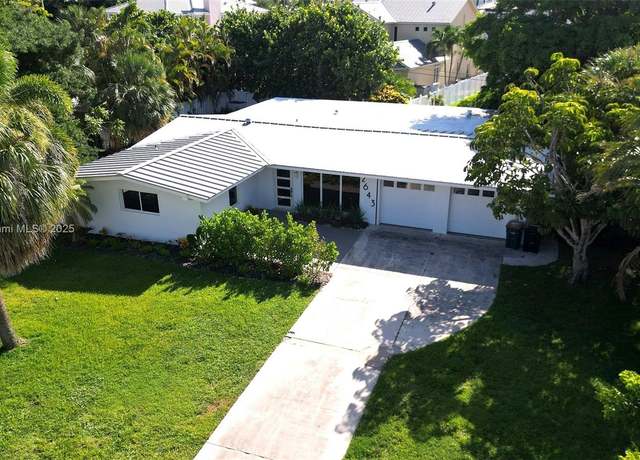 Property at 2643 NE 26th Ter, Lighthouse Point, FL 33064, 3 beds, 2 baths