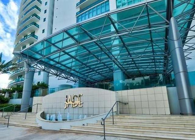 Property at 1331 Brickell Bay Dr #2108, Miami, FL 33131, 2 beds, 2 baths