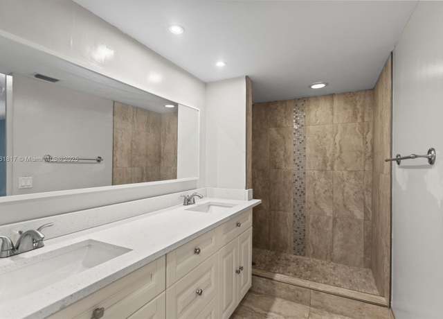 Property at 6160 NW 54th Ln, Tamarac, FL 33319, 3 beds, 2 baths