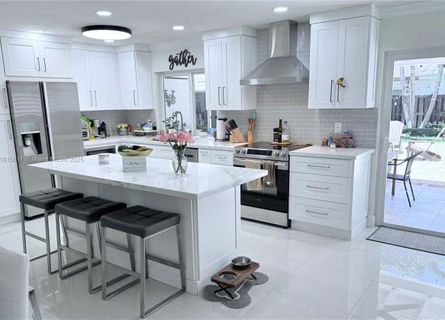 Property at 10421 SW 128th Ave, Miami, FL 33186, 4 beds, 2 baths