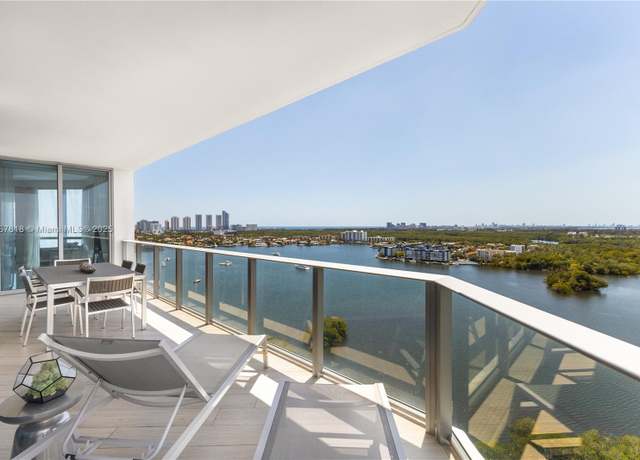 Property at 17111 Biscayne Blvd #1902, North Miami Beach, FL 33160, 2 beds, 2.5 baths