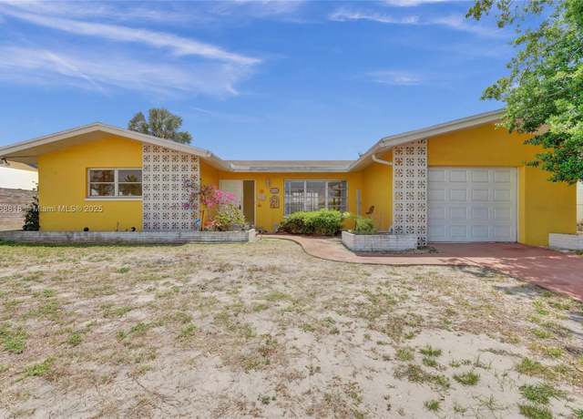 Property at 1032 SW 11th St, Boca Raton, FL 33486, 2 beds, 2 baths