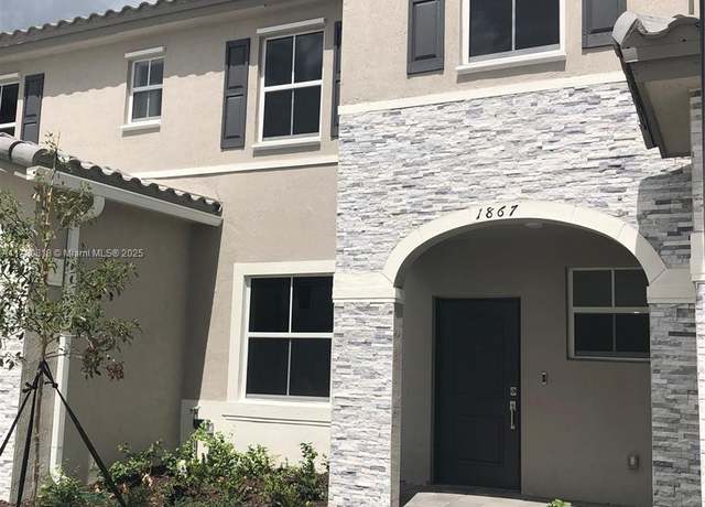 Property at 1867 SE 26th Ter, Homestead, FL 33035, 3 beds, 2.5 baths