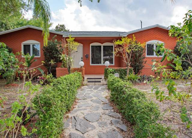 Property at 16910 NE 8th Ct, North Miami Beach, FL 33162, 5 beds, 3 baths