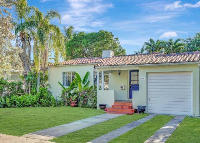 Property at 824 Granada Groves Ct, Coral Gables, FL 33134, 2 beds, 1 bath