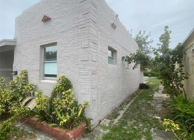 Property at 2014 Funston St, Hollywood, FL 33020