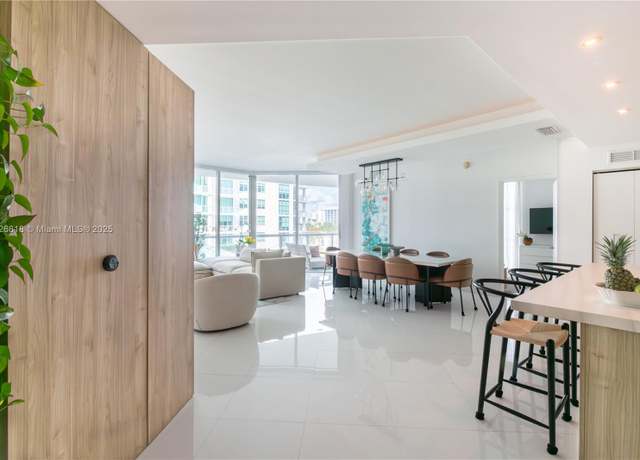 Property at 3131 NE 188th St Unit 2-605, Aventura, FL 33180, 2 beds, 2.5 baths
