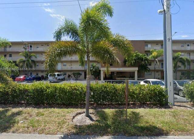 Property at 330 NE 26th Ave #2100, Boynton Beach, FL 33435, 2 beds, 2 baths