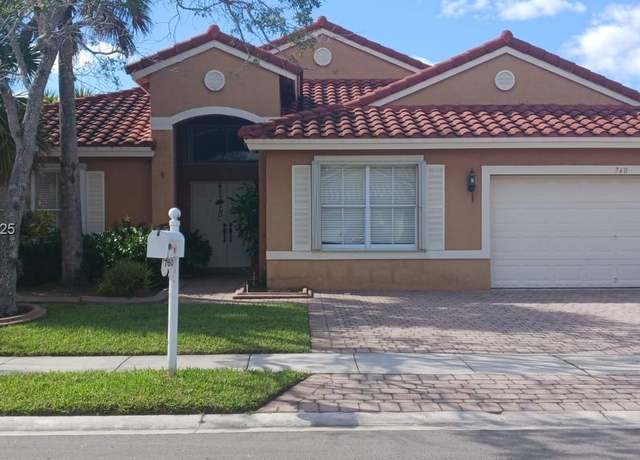 Property at 760 SW 190th Ave, Pembroke Pines, FL 33029, 5 beds, 3 baths