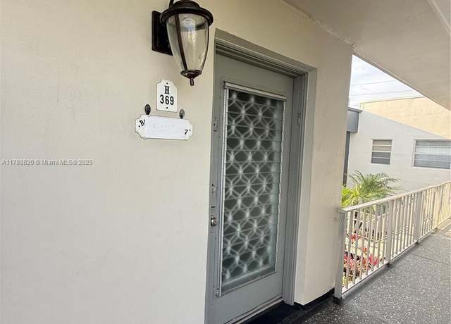 Property at 369 Burgundy H #369, Delray Beach, FL 33484, 1 bed, 1.5 baths