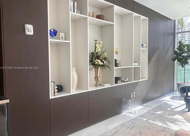Property at 300 Biscayne Blvd Way #4508, Miami, FL 33131, 1 bed, 1.5 baths