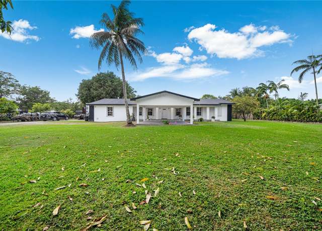 Property at 15500 SW 209th Ave, Miami, FL 33187, 5 beds, 3 baths