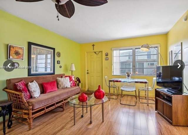 Property at 1125 SE 14th Pl Unit 21C, Fort Lauderdale, FL 33316, 2 beds, 1 bath