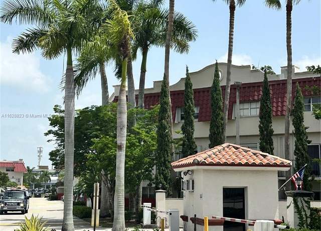 Property at 8600 SW 67th Ave #908, Pinecrest, FL 33156, 1 bed, 1.5 baths