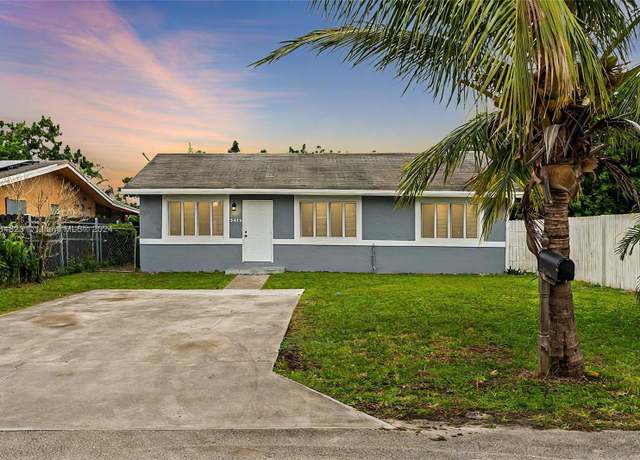Property at 3413 SW 12th Ct, Fort Lauderdale, FL 33312, 3 beds, 2 baths
