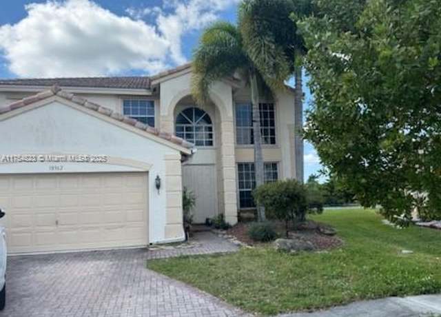 Property at 18362 SW 33rd St, Miramar, FL 33029, 4 beds, 3 baths
